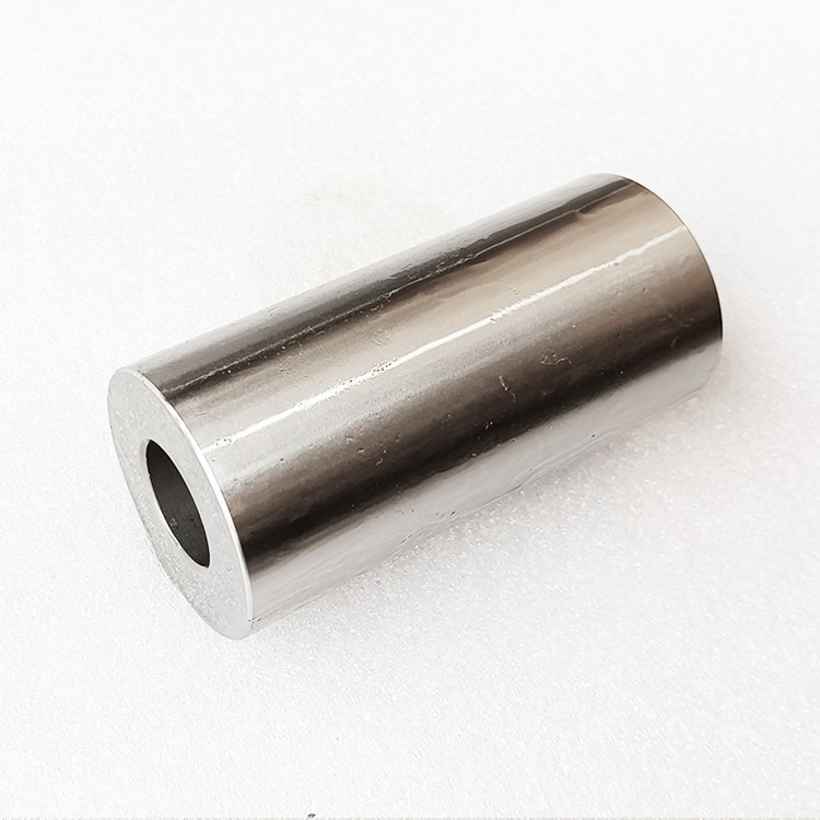 Machinery Engine Parts Piston Pin Mining Excavator QST30 Diesel Engine Piston Pin 3092572