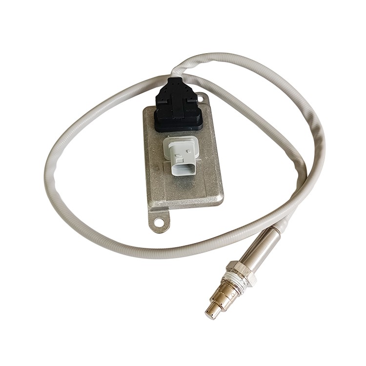 51.15408-0017 5WK96722B Nitrogen Oxygen Sensor Heavy Truck Bus RV Diesel Engine Parts